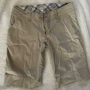 Aeropostale khaki shorts